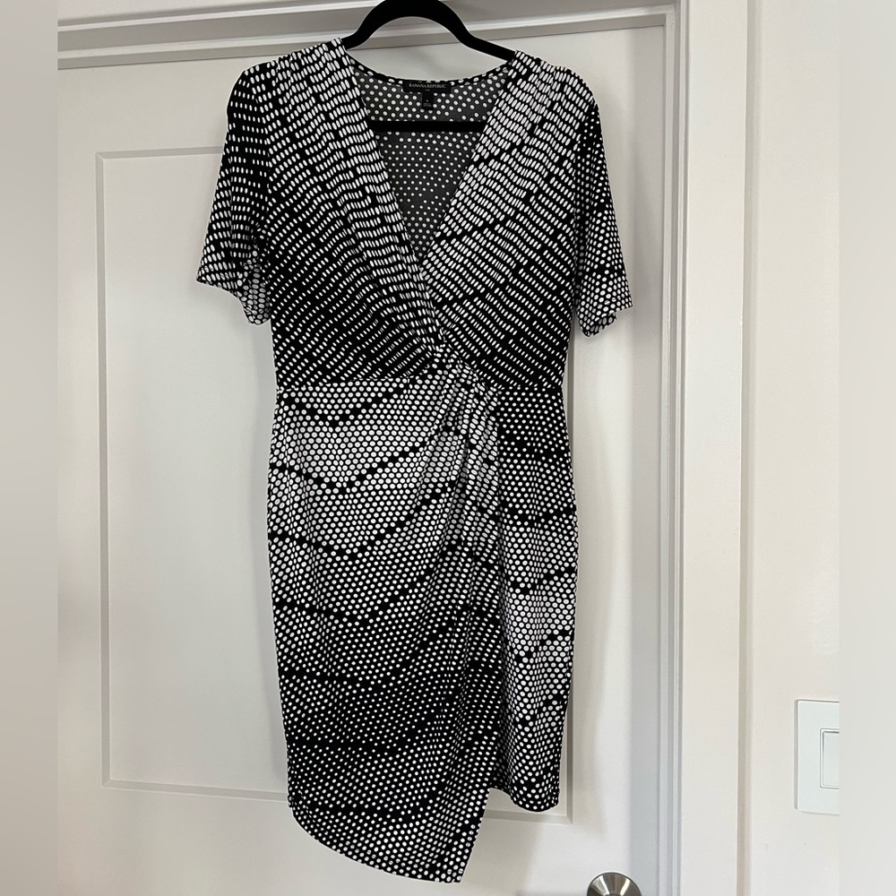 Banana Republic Black & White Dress Size S
